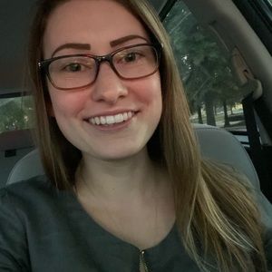 Meet your Posher, Cali